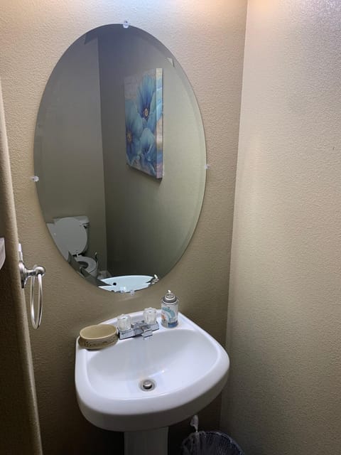 Furnished five bedroom and gated community Apartment in Patterson