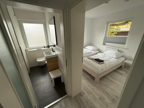 Bed, Bathroom, Photo of the whole room, Bedroom
