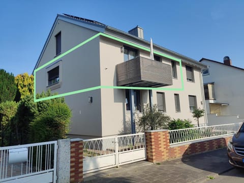 Property building, Street view