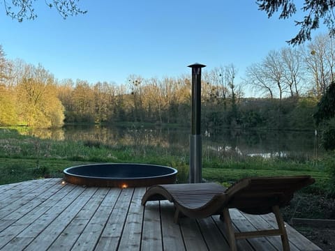 Natural landscape, Hot Tub, Lake view, Open Air Bath