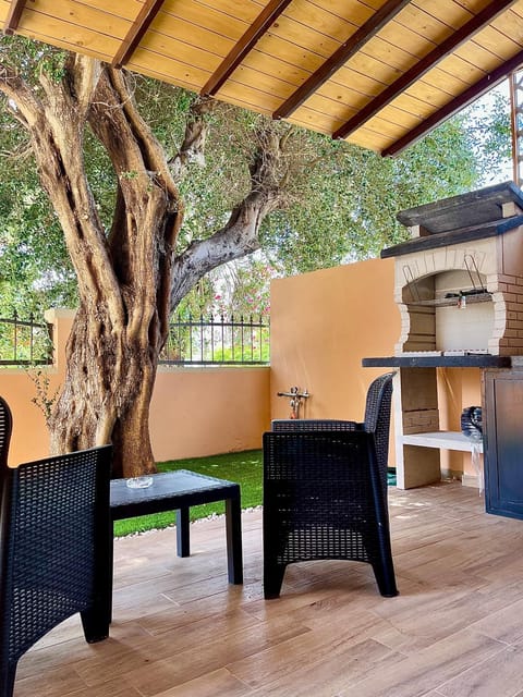 Patio, BBQ facilities, Garden, Garden view