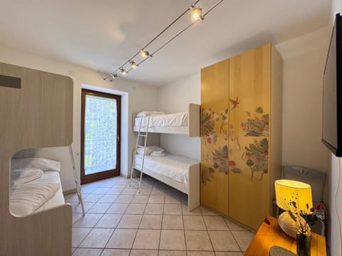 TV and multimedia, Bedroom