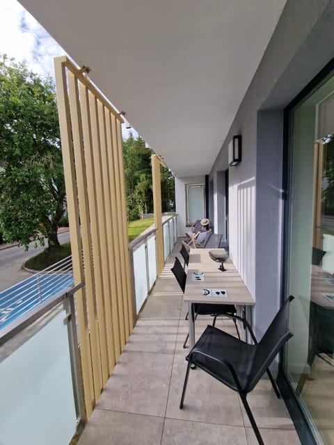 Miejski Las Apartament z 2 sypialniami ,garażem i tarasem Apartment in West Pomeranian Voivodeship, Poland