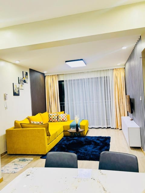 Shower, Property building, Restaurant/places to eat, Communal lounge/ TV room, Summer, Hot Spring Bath, Hot Spring Bath, Hot Tub, Hot Tub, TV and multimedia, Photo of the whole room, Swimming pool, Swimming pool, Swimming pool, Breakfast, Breakfast, Buffet breakfast, Asian breakfast, Asian breakfast