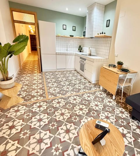Kitchen or kitchenette, Living room, dishwasher