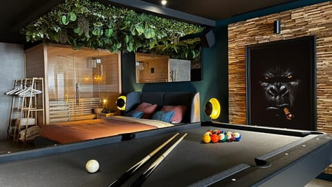 Billiard