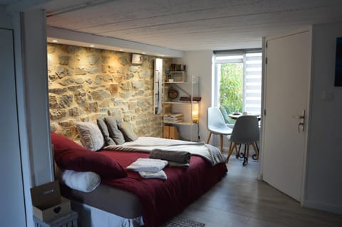 Studio Galerie Apartment in Rennes
