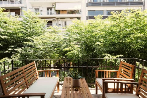 Property building, View (from property/room), Balcony/Terrace