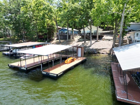 Slice of Paradise House in Lake of the Ozarks