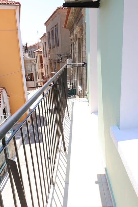 View (from property/room), Balcony/Terrace