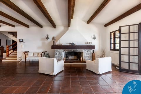 Villa Anna - Charming dimora suspended over the sea Villa in Geremeas