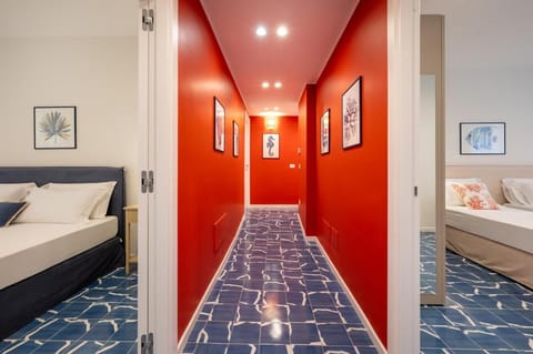 Elegant & Modern 4Bedroom Home in Central Sorrento Apartment in Sorrento