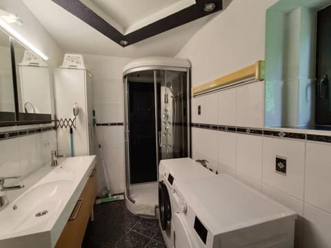 Bathroom, washing machine, dryer