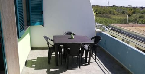 View (from property/room), Balcony/Terrace