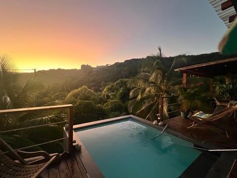 Balcony/Terrace, Swimming pool, Sunrise
