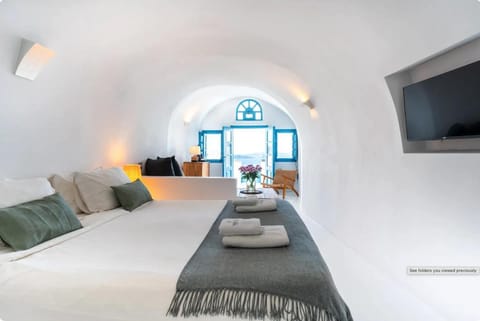 Anemos Caldera Oia Apartment in Oia