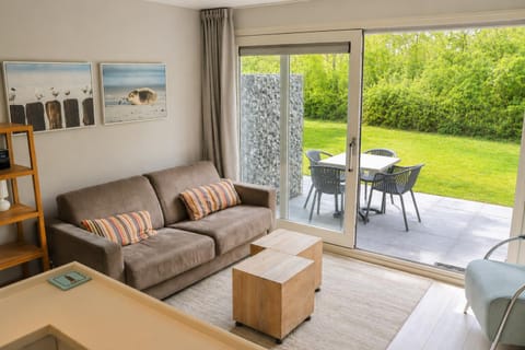 View (from property/room), Balcony/Terrace, Living room, Seating area, Garden view