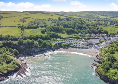 Natural landscape, Sea view, Area and facilities