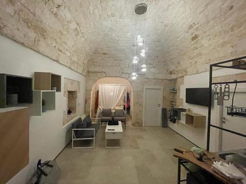 Historic Center, Via Bovio 49 House in Ostuni