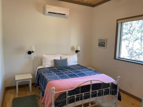 The Longleaf Cabin Cabin in Georgia