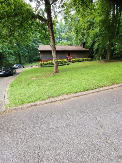 Property building, Natural landscape, Street view, Parking