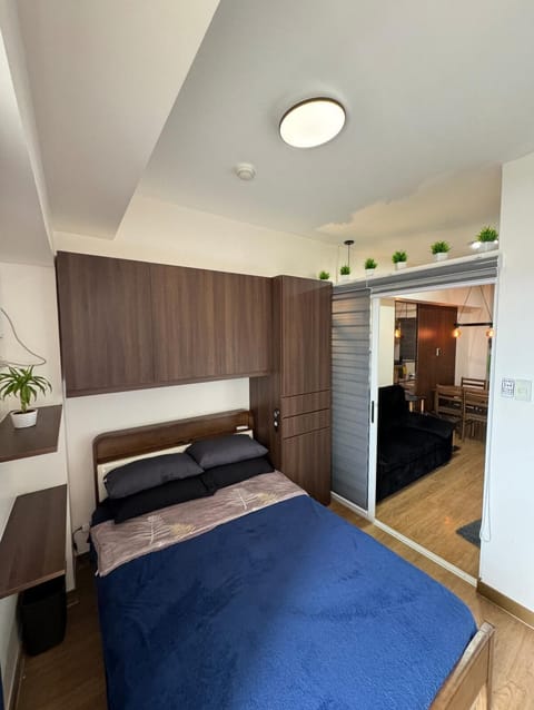 Bed, Photo of the whole room, Bedroom, wardrobe