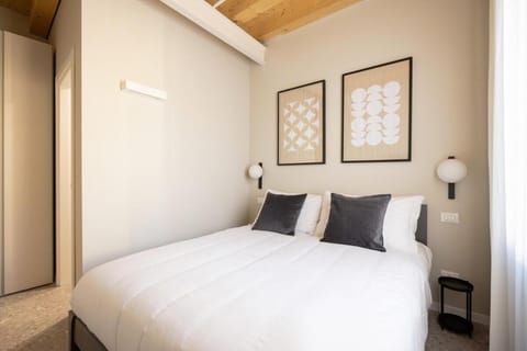 PALAZZO CIVIDALE Central Luxury Suite 02 Apartment in Vicenza