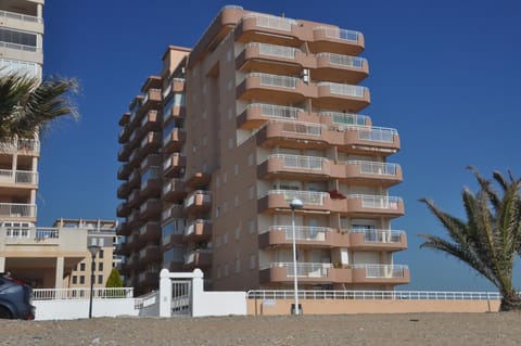 Facade/entrance, Off site, Beach, Sea view