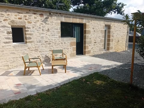 La petite Maison du Manoir de La Grande Vigne House in Normandy