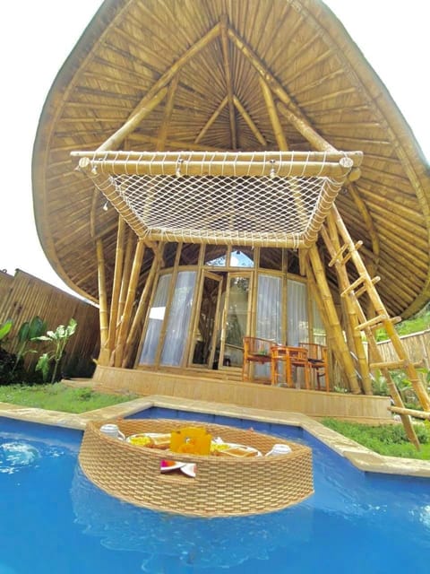 Property building, Swimming pool, Breakfast