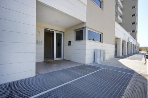 Sky Gate - Red Suite by the Airport Apartment hotel in Bari