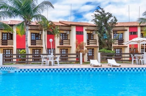 Property building, Patio, Day, Pool view, Swimming pool, sunbed