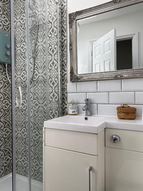 THE LOFT at 5 St Mary's Street Monmouth Apartment in Forest of Dean