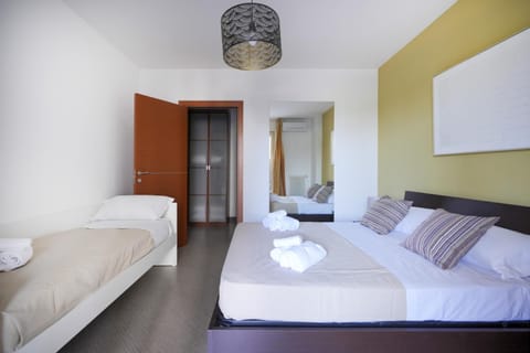 Sky Gate Gold – Suite Terrazza Aeroporto Apartment hotel in Bari