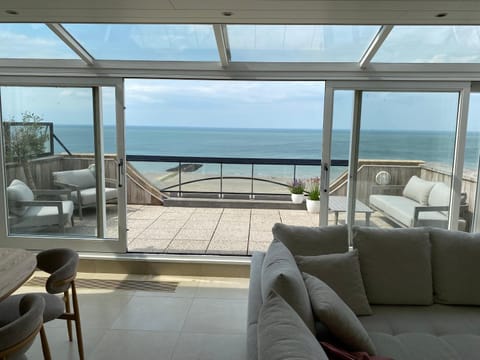 View (from property/room), Balcony/Terrace, Sea view
