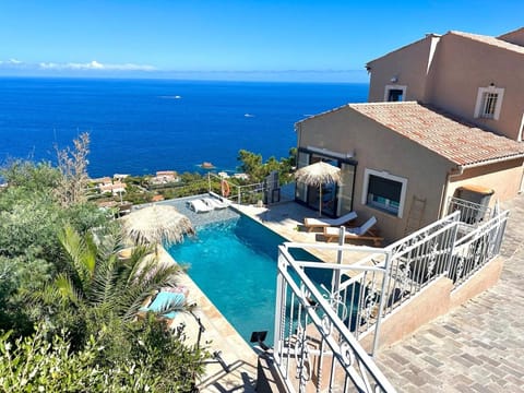 Property building, Natural landscape, Pool view, Sea view