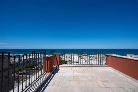 Palazzo della Torre - Seaview Luxury historical apartments Apartment hotel in Bari