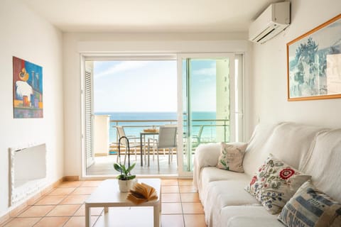 Balcony/Terrace, Living room