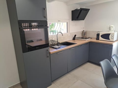 Appartement indépendant Apartment in Sausset-les-Pins