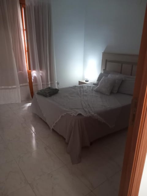 Habitación compartida Jordi Deusa Vacation rental in Gandia