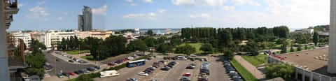 Natural landscape, Sea view, Street view, Location, Parking