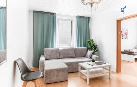 Seating area, Bedroom