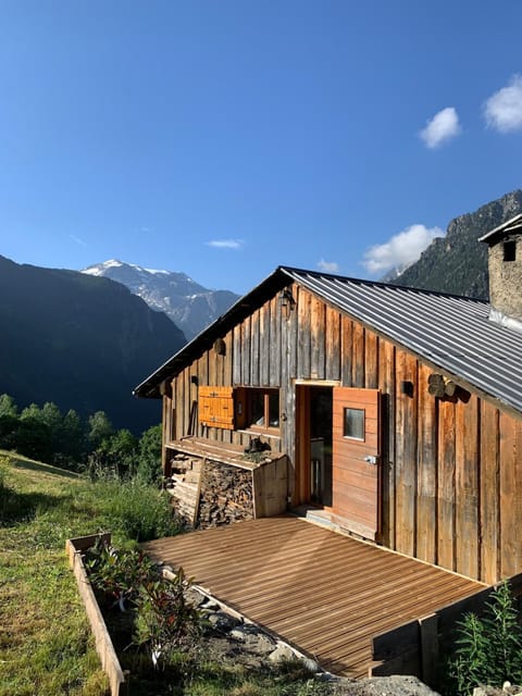 Chalet Sauce Montagnarde Chalet in Champagny-en-Vanoise