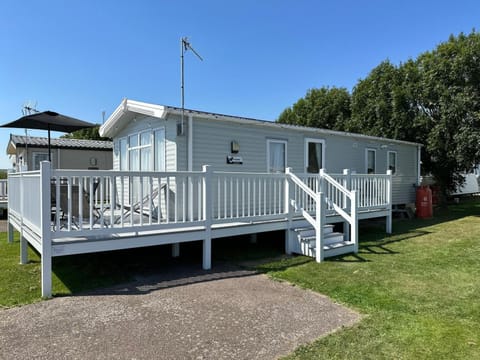 Property building, Balcony/Terrace, pet friendly