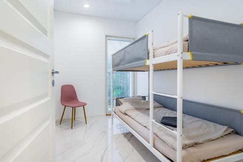 Modern apartment with jacuzzi and sauna Apartment in Finland