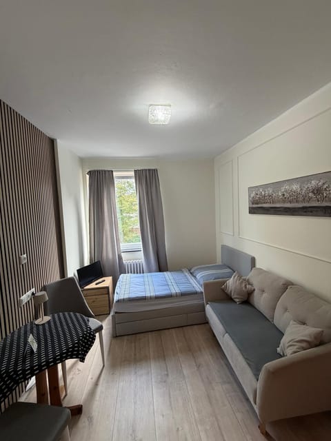 Hotel Runge 24 7 Check In & Free Parking Hotel in Kiel