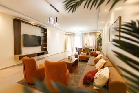 Living room, Evening entertainment