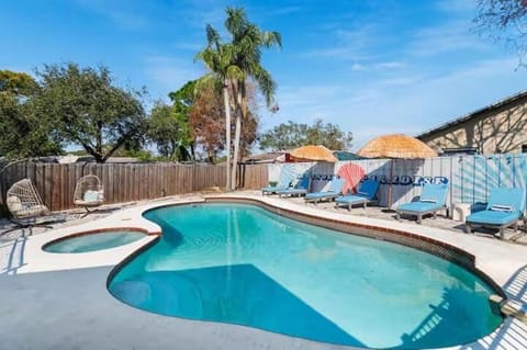 Ruby & Cash Vacations 1 House in Seminole