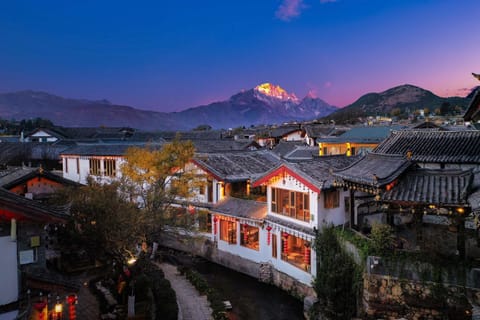Natural landscape, Mountain view, Sunrise