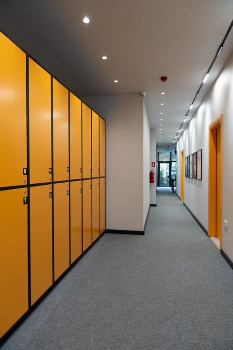 Facade/entrance, View (from property/room)